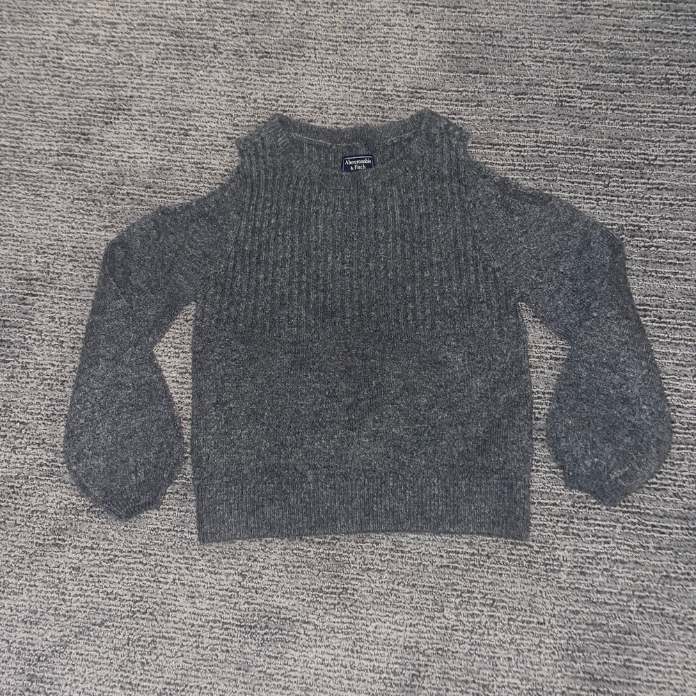 Abercrombie & Fitch Grey Cut-Out Sweater NWOT